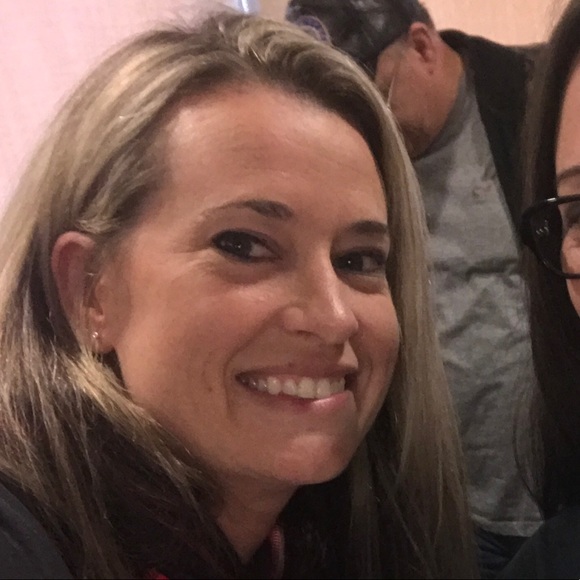 Meet your Posher, Stacey - Picture 1 of 1